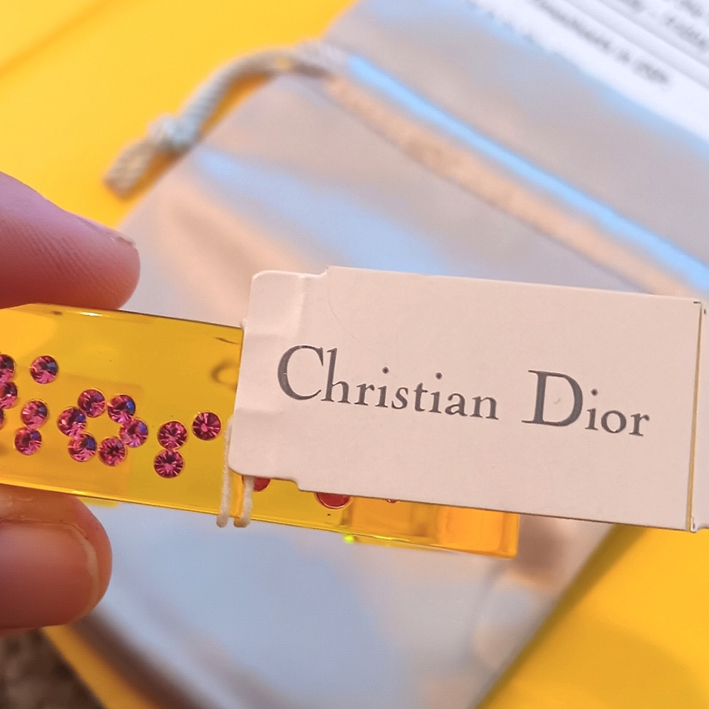 💛 Christian Dior Yellow Acrylic Cuff Bracelet w/Pink Rhinestones NWT! - Picture 12 of 15